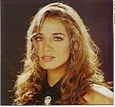Poze Lully - esmeralda - Lully Bosa - Almudena Sanchez de Moncada